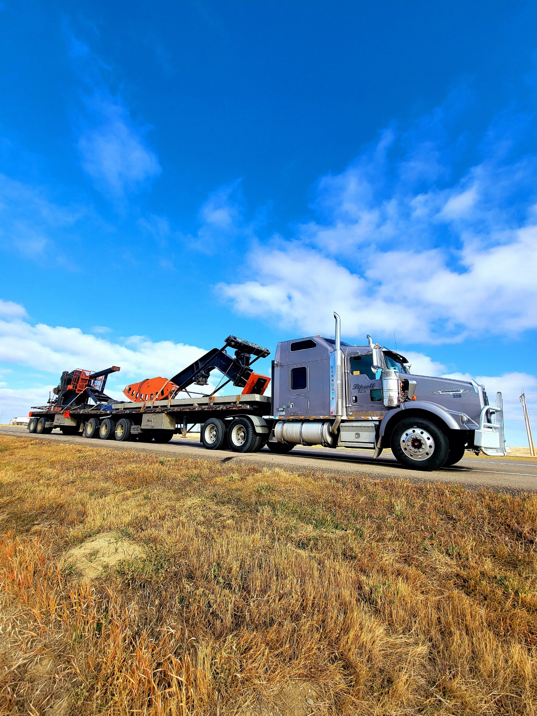 Lipsett Cartage Kenworth on the highway